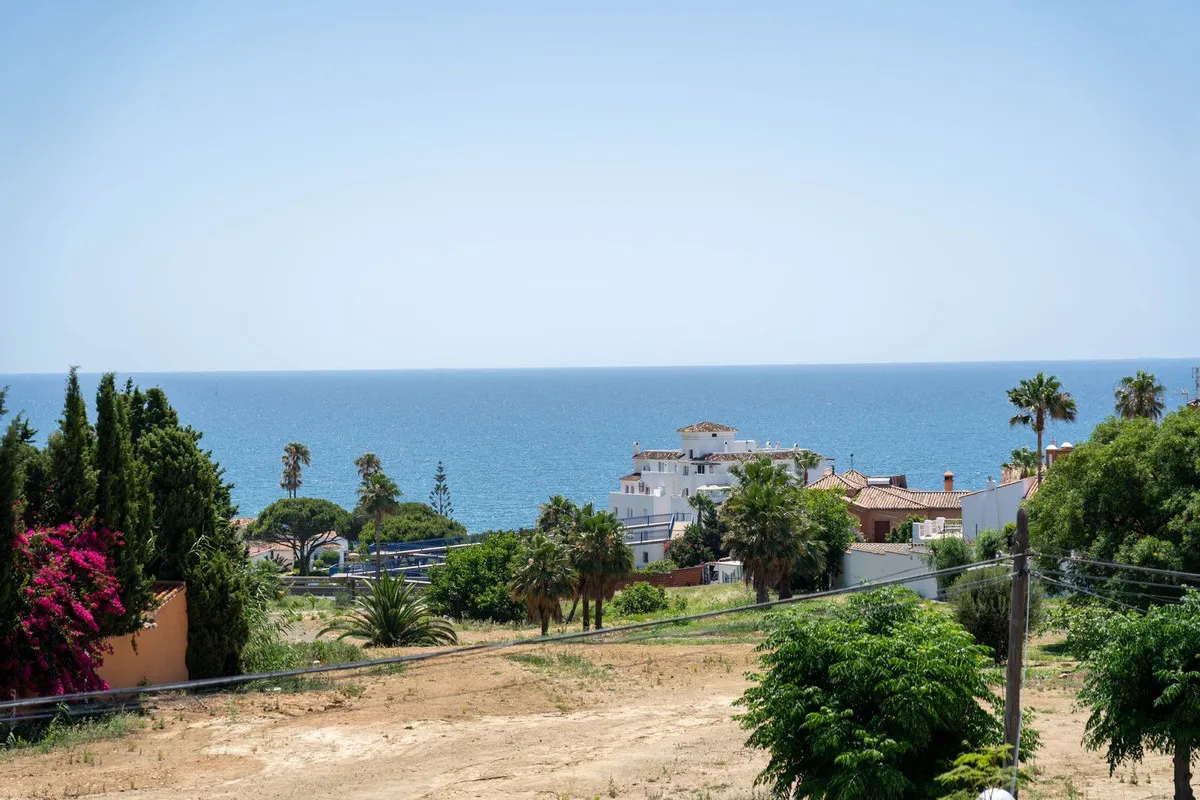 2ef2d2e7-086d-4fcb-9e33-80a8b2604819