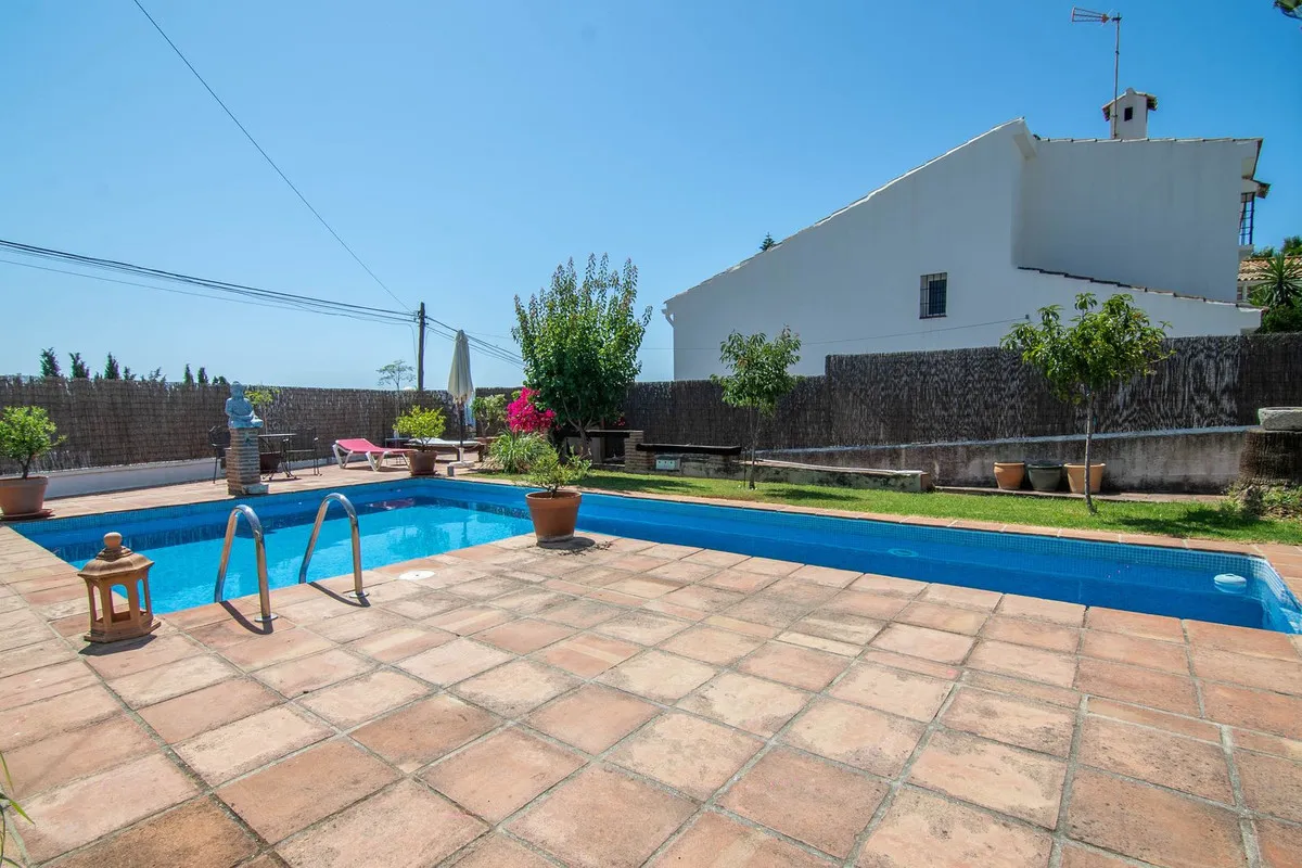 50b2859c-4f6a-43fc-95bb-9004ade90ea5