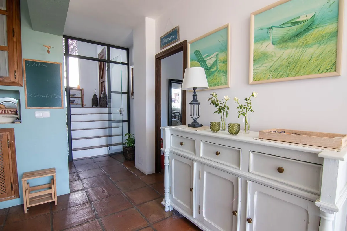 ec585b06-a9f2-4ca6-ac4a-5133058416ec