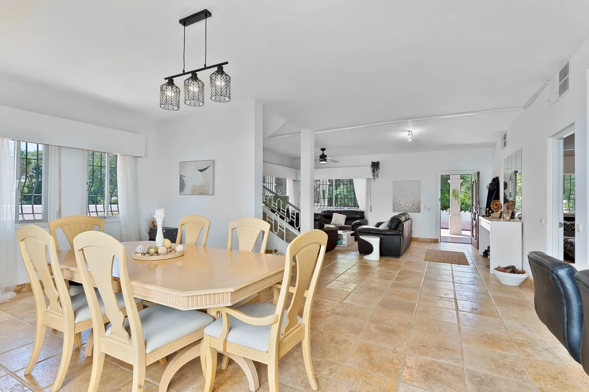 25e989df-70b0-464e-ab95-97b477f25291