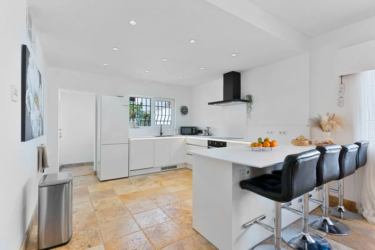 dbd18fbb-2664-4fba-8574-5589213e4550