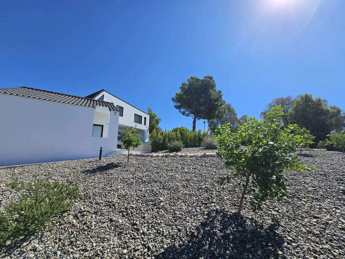 1a11da5e-bb29-4c5b-b55a-057fa27748f6