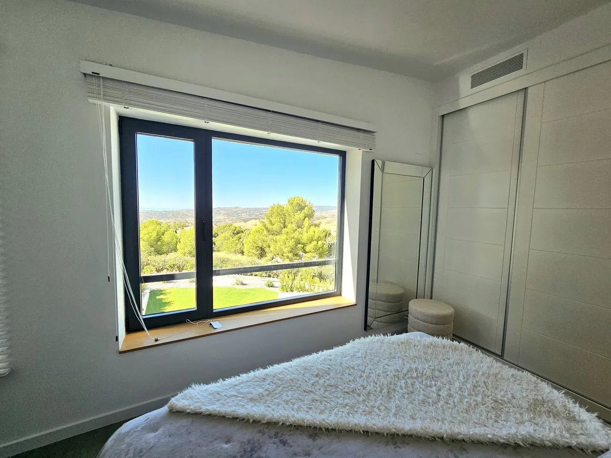 697cd5c2-0356-40a9-aa4e-ec4e48eaf213