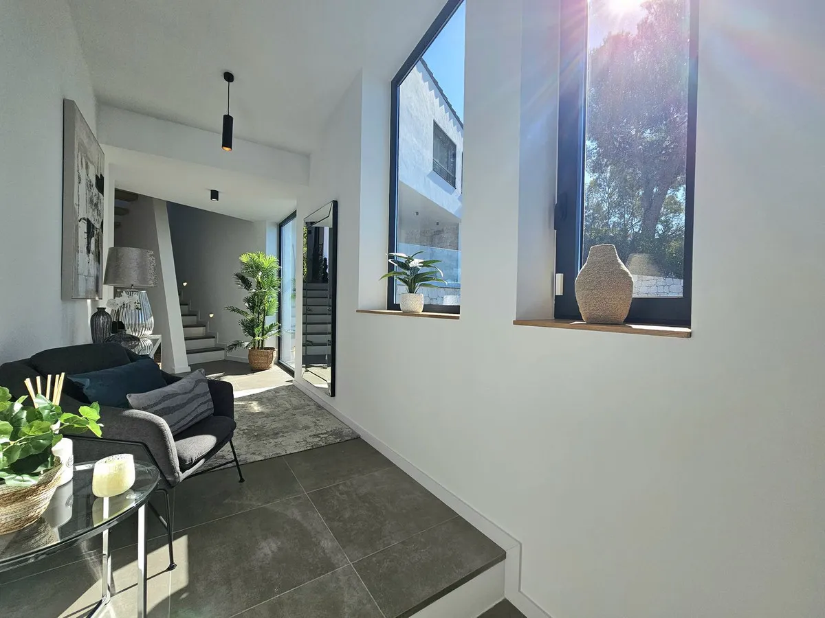 7100fcb7-ab5d-40e3-ab2e-18c2034c0e84