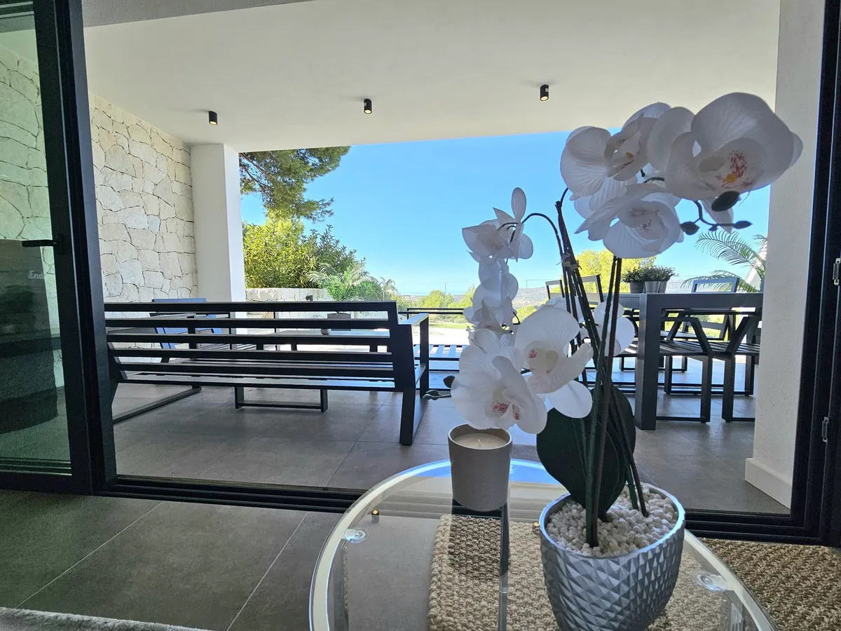 c647c430-7f92-4d45-8075-c3d751d19c53