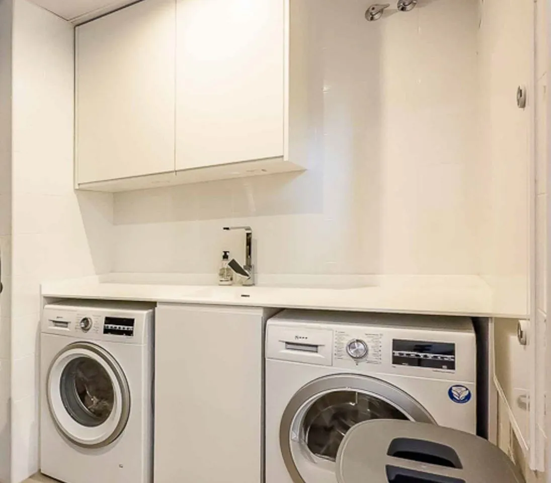 525e6b3e-de83-48de-bd67-2b1bc8a925cf