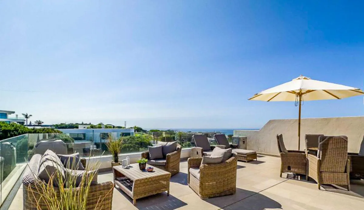 b3f04873-e2e0-4c6a-9ddd-e3ccbfcaea0b