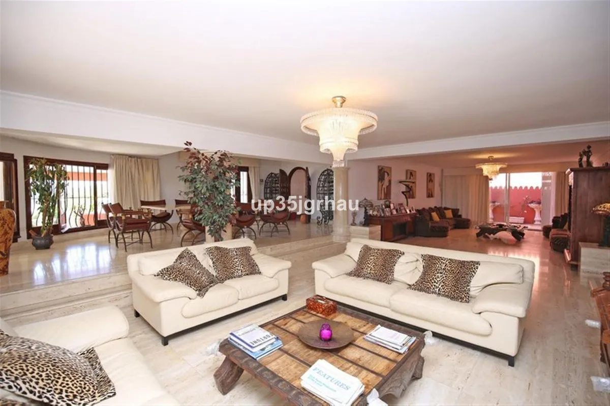 13a3ba5a-a6d3-49f7-9a63-25ae3026beda