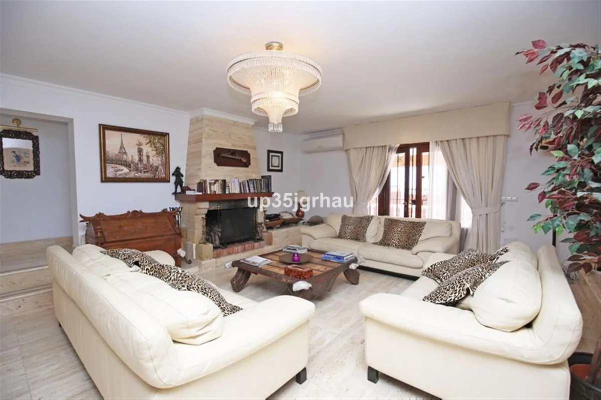 b07c415b-0917-4505-97b9-7d21d6ec299a