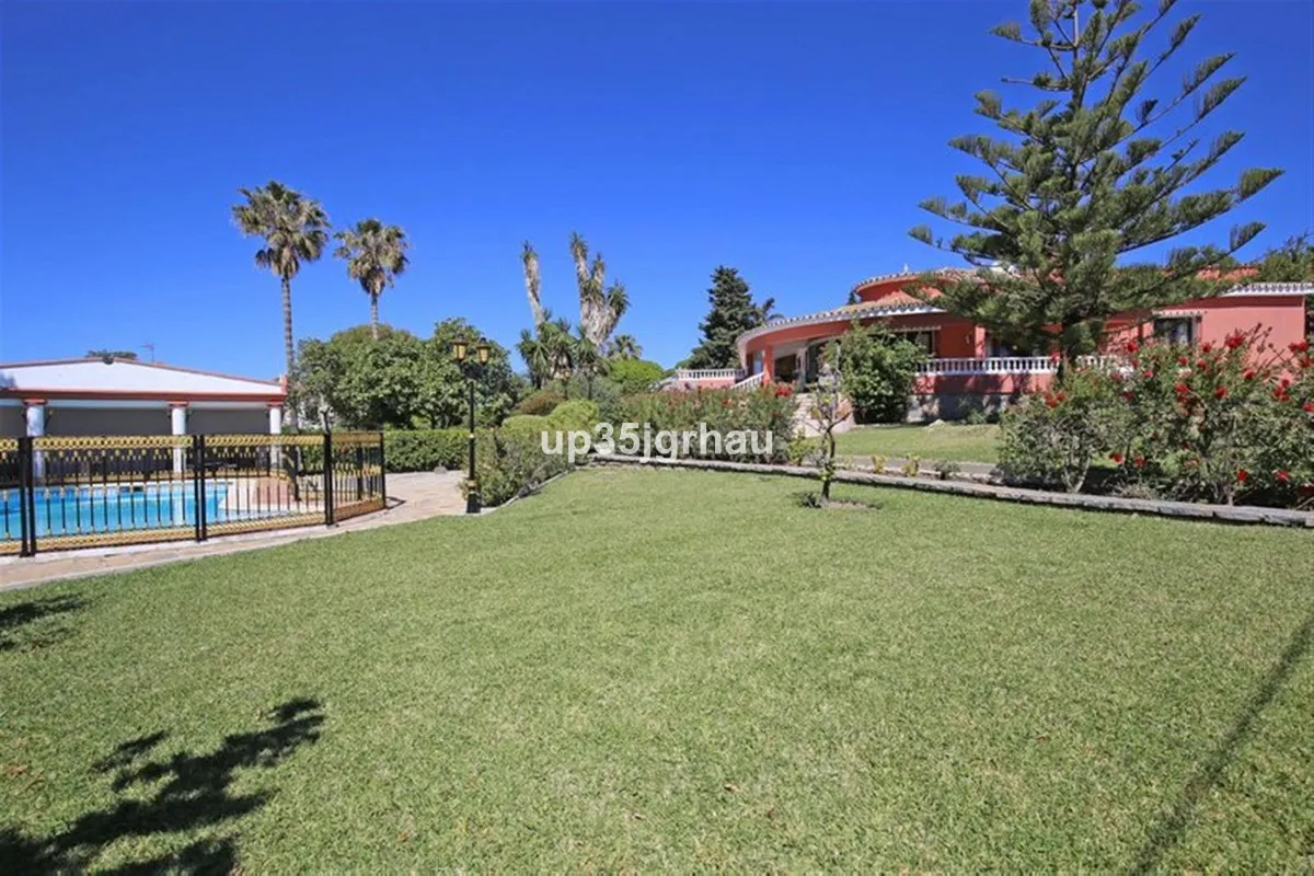 b594357e-3eef-415c-882a-125a243b395d