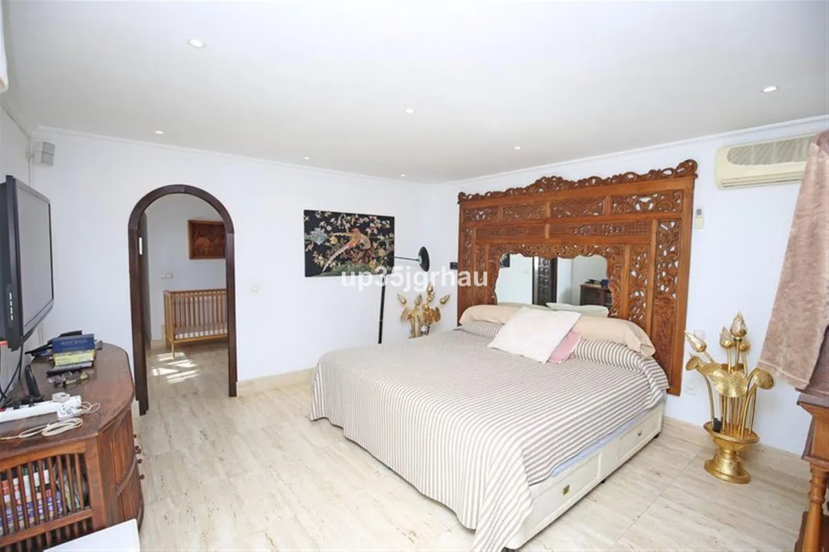 ded76bf9-6138-4aac-bfd5-157acb9ca94e