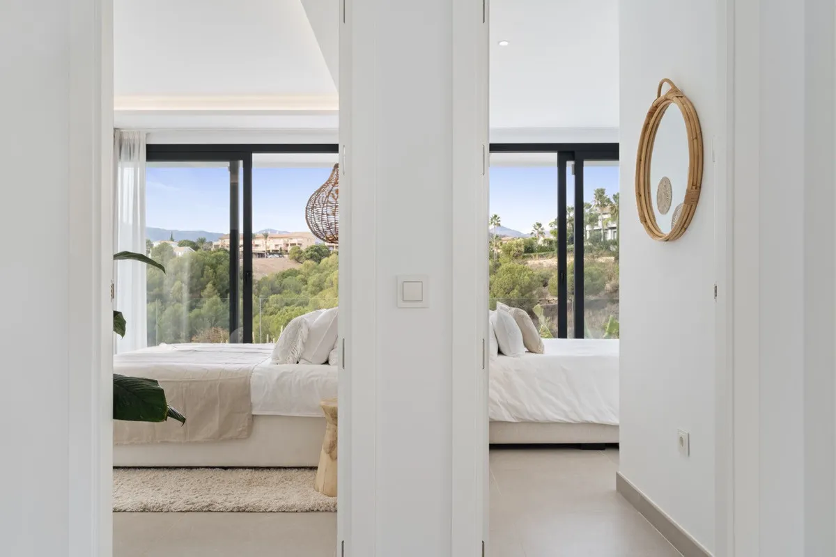 2234c0dd-dd54-41a9-ae6a-c179cccb04fd