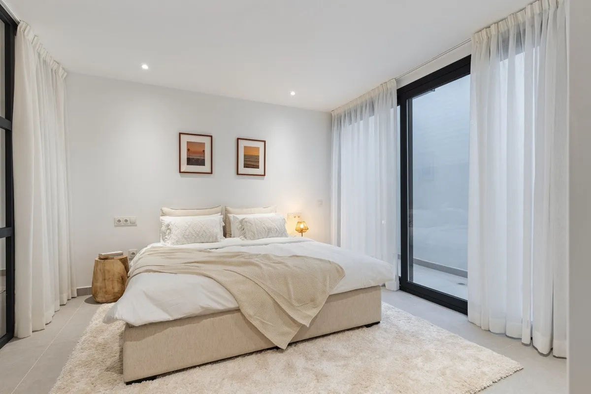 84f0055b-daa1-4781-984f-2e4121d5d0b3