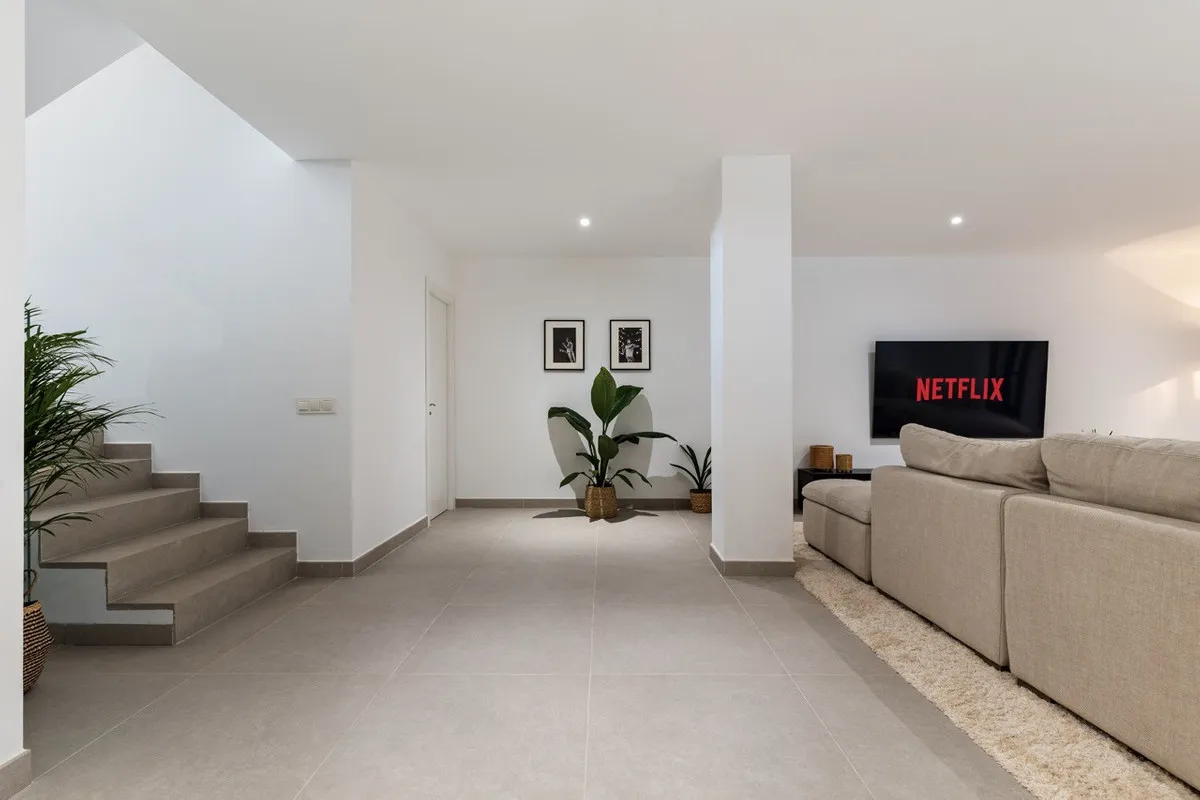 a7d28722-80e2-4c49-9f5d-3e88d3d99a44