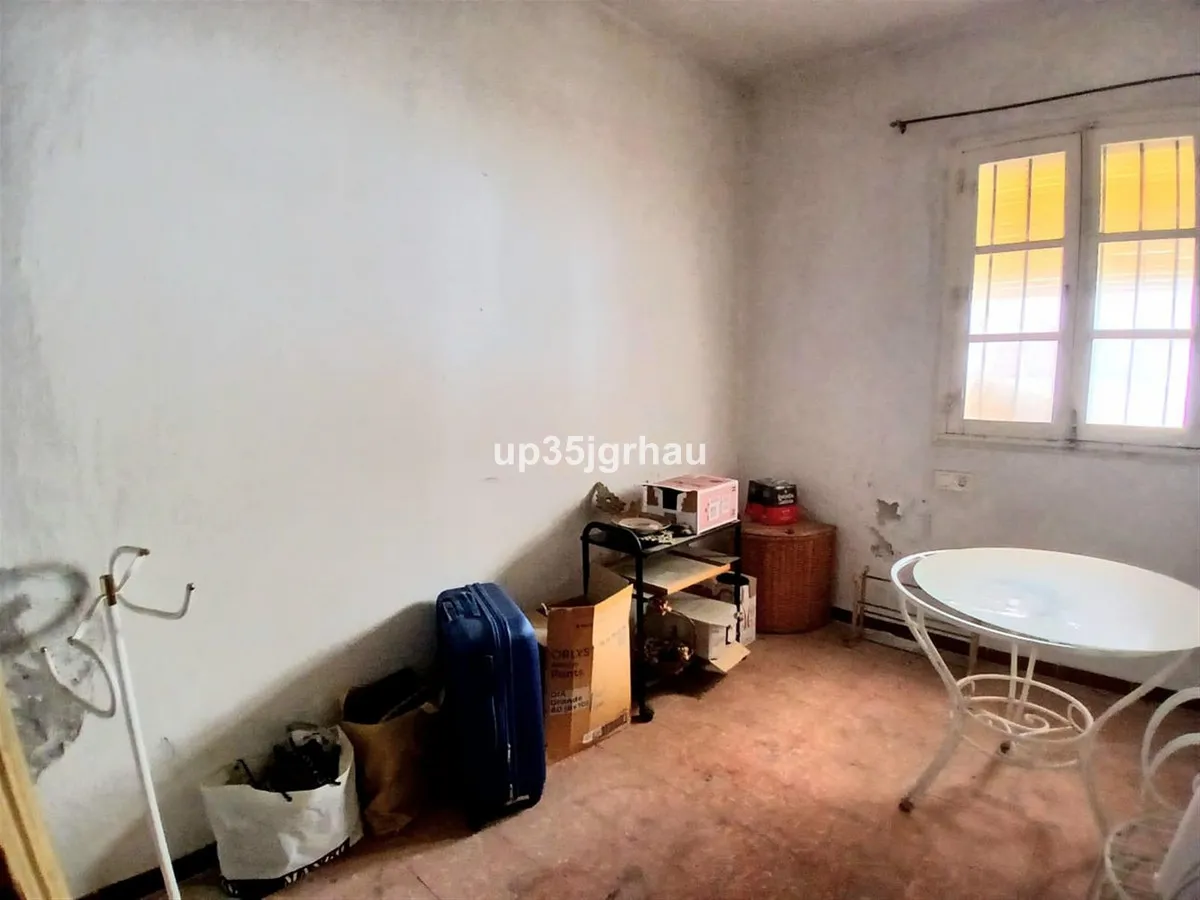 38df2fc4-9c20-4354-bbc0-3eab04da3320