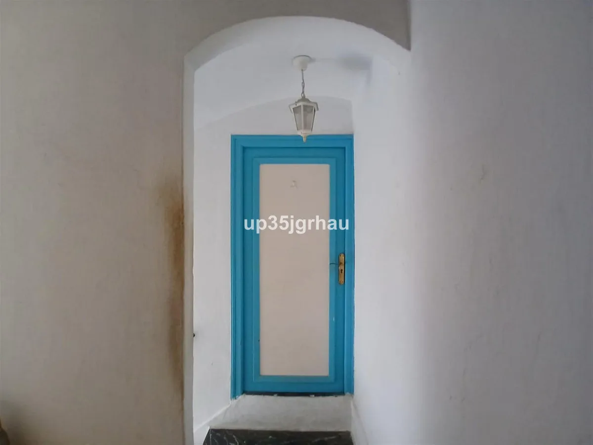 a8b4cf4e-c512-4631-9f67-bc3a5c62711e