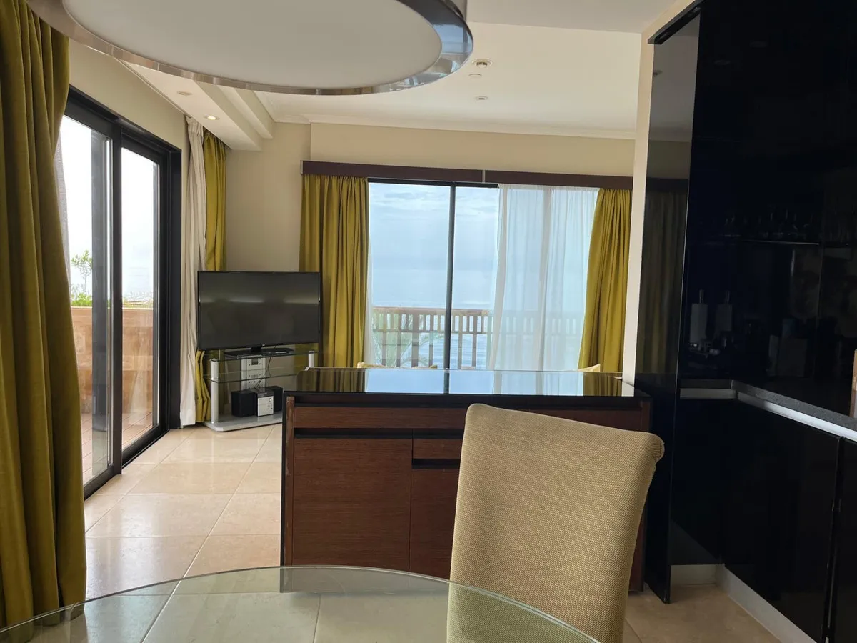 47313759-fced-4c79-bee0-d28ca5290718