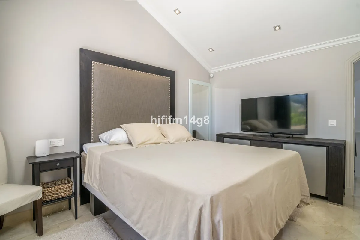 49f935e9-680e-4af9-a600-1d3c31af9da5