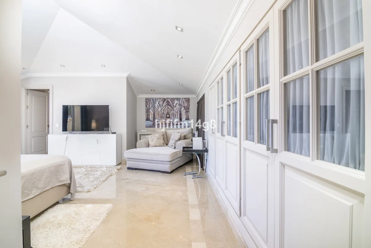 6cb6cade-94c4-4c73-ba22-5e177eab838d