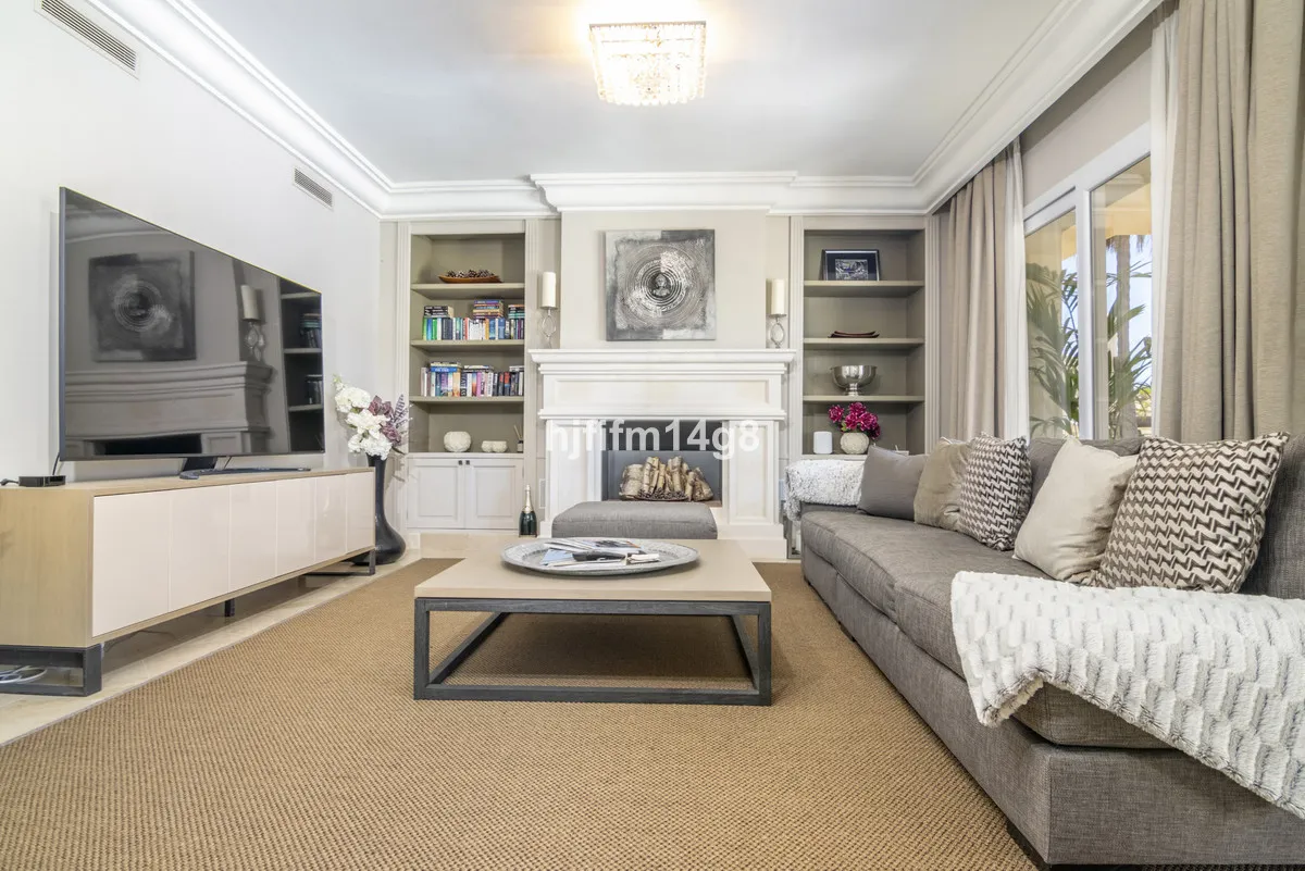 74c0c4e5-f3d0-4fa8-b781-806ff9ce2f64