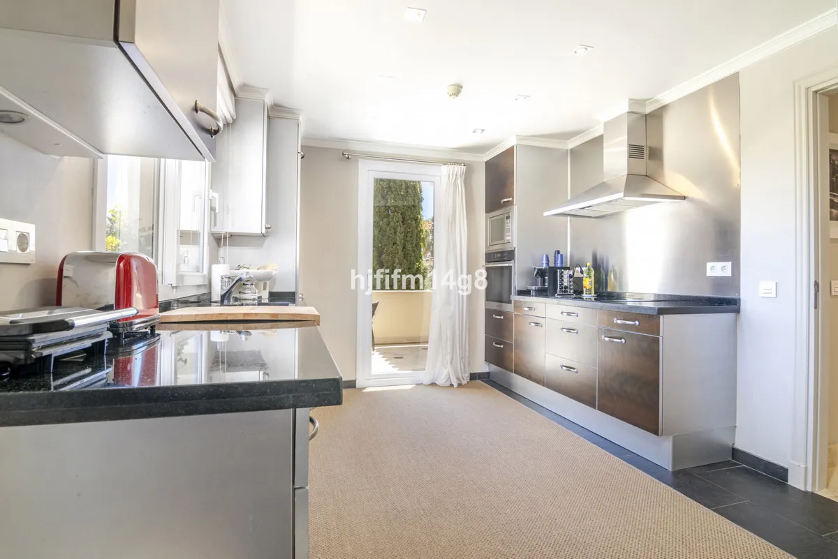 9f69f448-77c7-4cad-8b87-64756e22d0f3