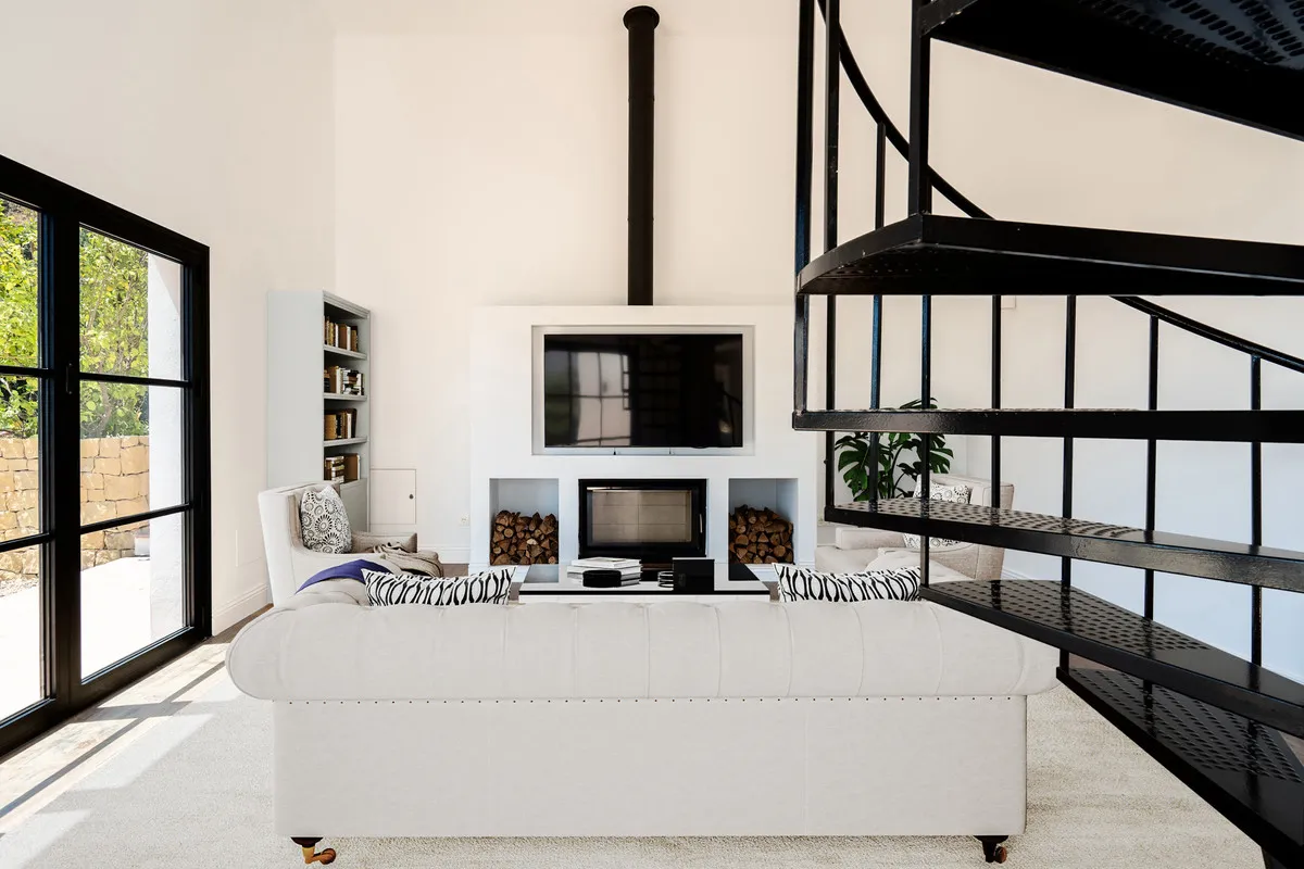 b3057df0-9da1-4dac-8f77-72257a116b08