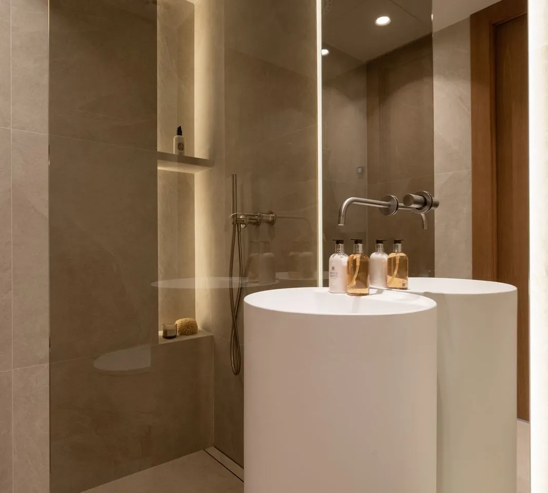 87dd7bdc-62c7-4c39-b524-0901204b20d2