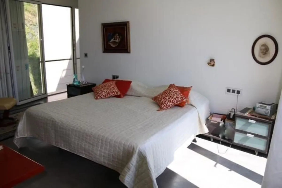 d161b63d-aa87-43bc-8e09-1667ba32f5eb