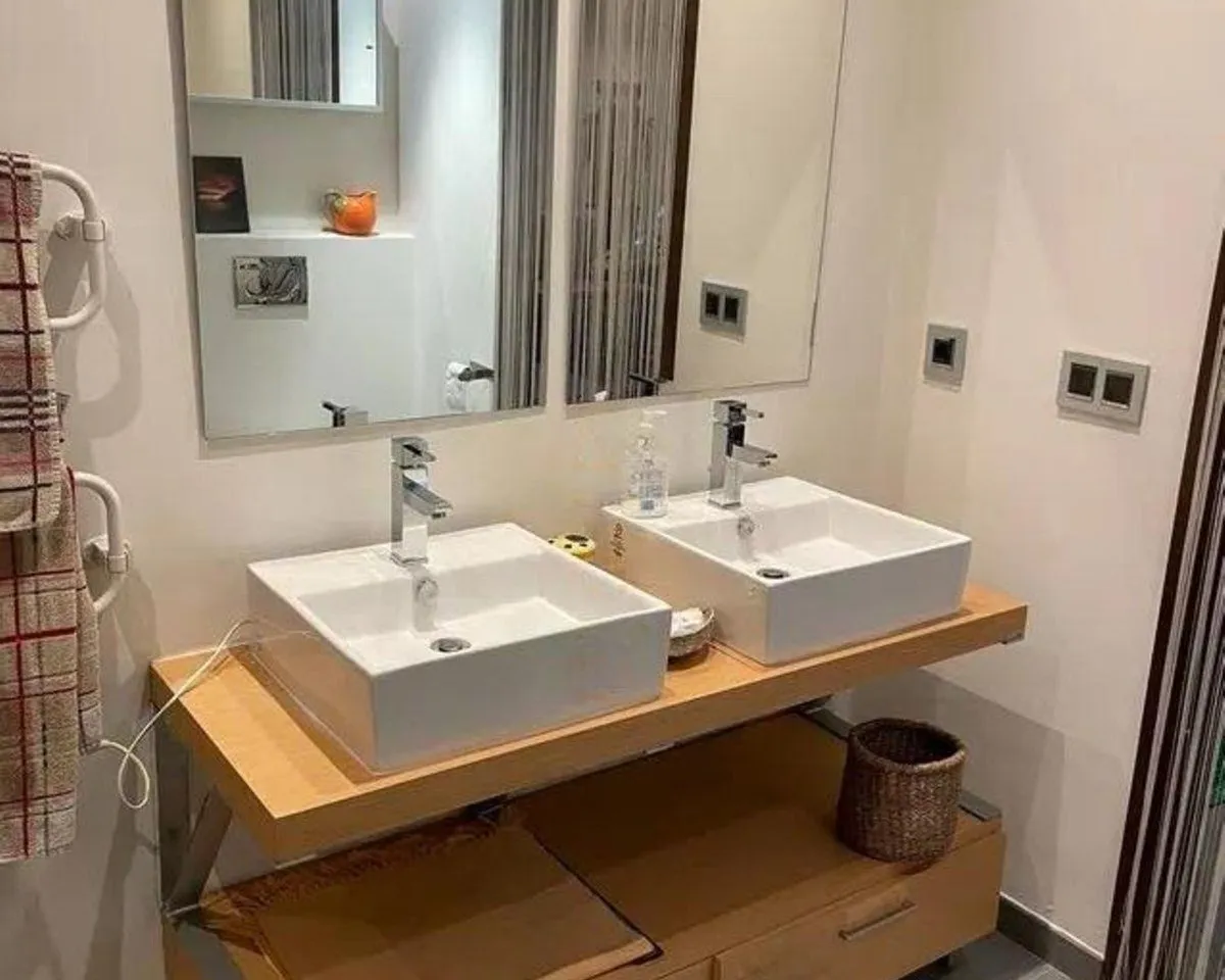 eca9afc3-398a-45ce-908b-716d9e25c691