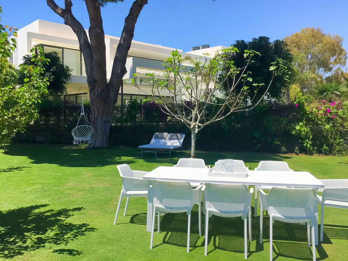 0afa550e-4e22-4d70-b5bd-b88bfcfc5737