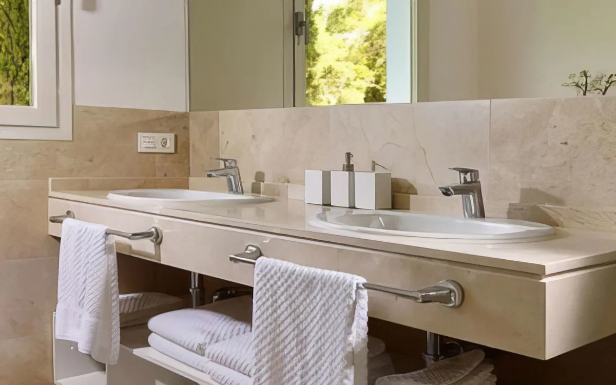 448b4584-31e4-49ed-8eca-d16b3d31bbb6