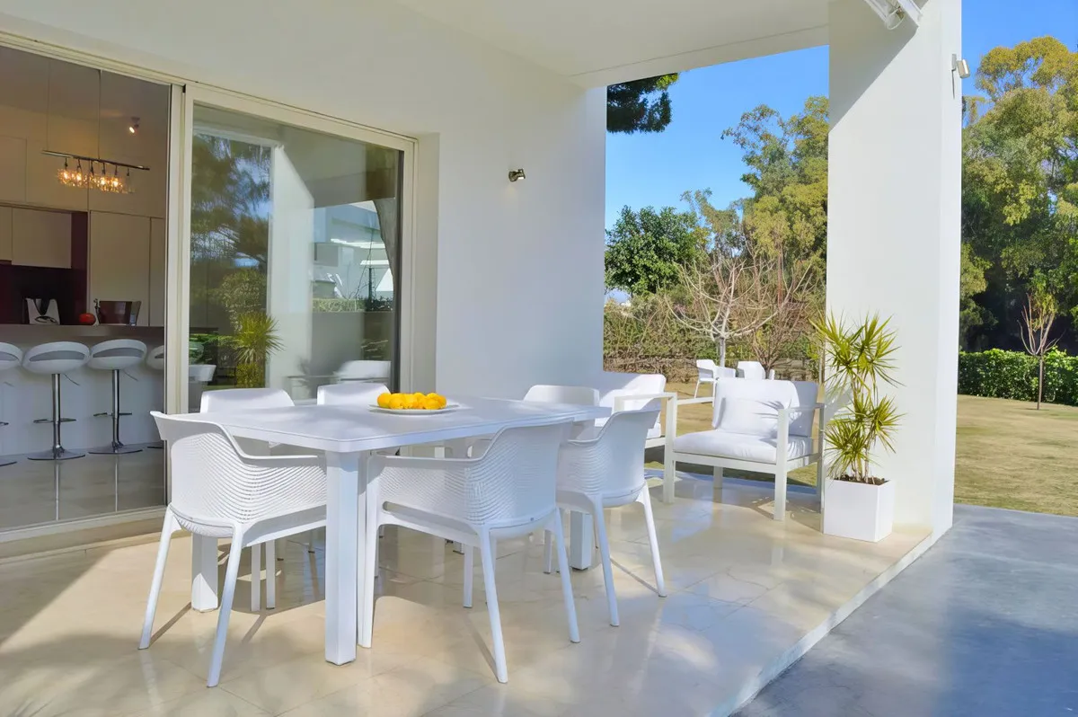 b5f68538-f685-4cb4-b214-81235ba0dc49