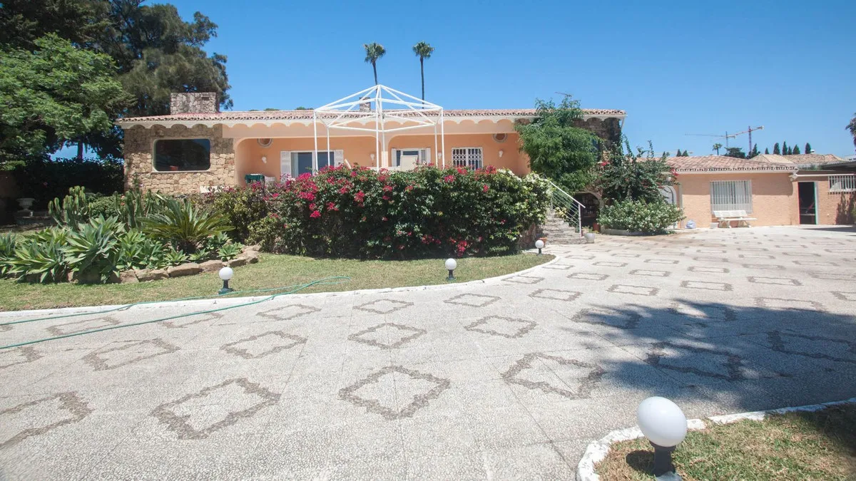 632cacc0-99a0-404d-9281-ee72a69dc182