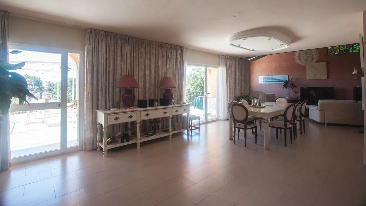 965a058d-880d-40ea-80f8-76917028be09