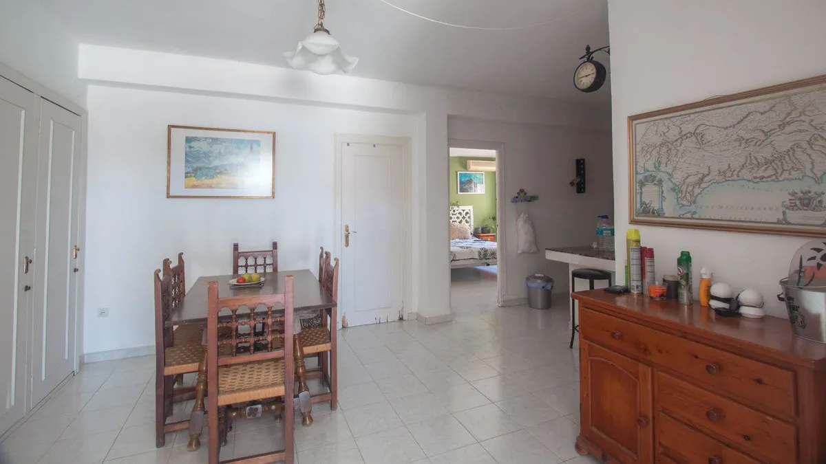 b9cd4d02-2506-4f6b-a5f3-4b6c1c9c5642