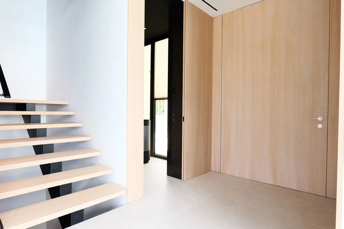 01794dc8-cec2-45f5-acb6-7274944a3779