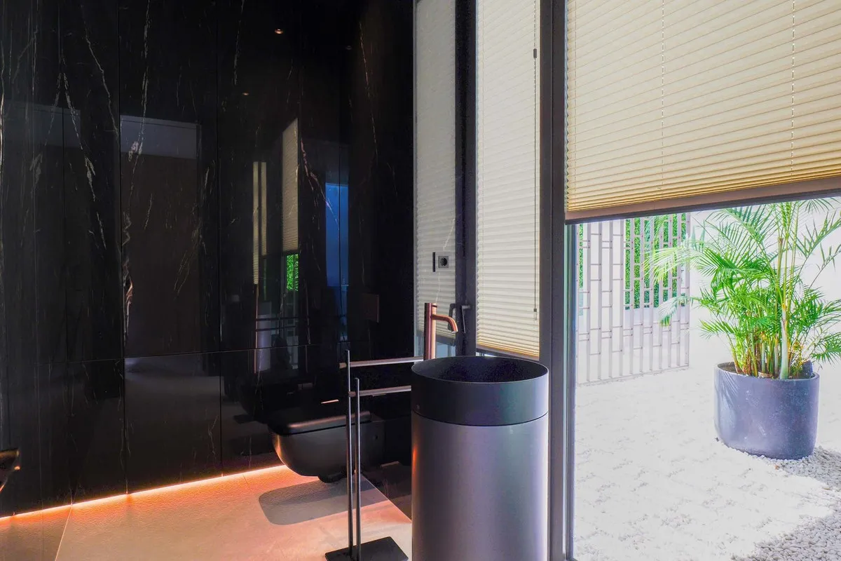 226cf590-bf2a-42e4-ae9b-f61be44b7e97