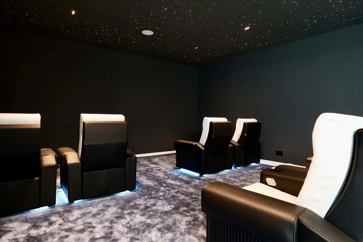 2c69005c-1eea-4729-bfdf-ba78ee20f22b