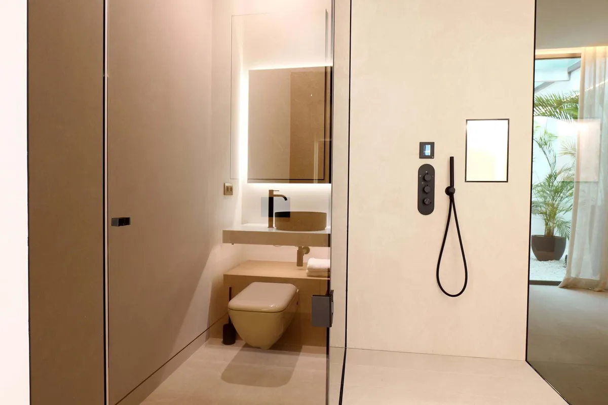 584747c4-c05f-4cd3-ab10-ca38b08ae1ee