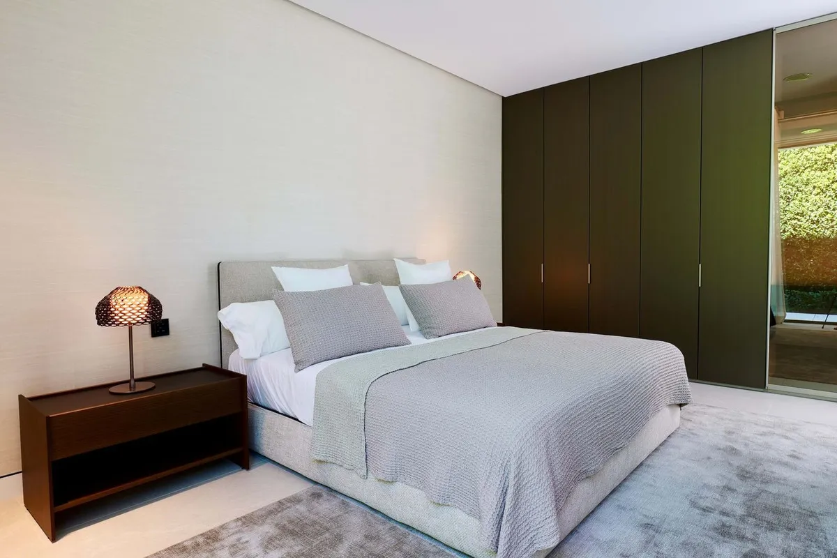 8ec648dc-5939-4b0f-b312-f0a7215e20f7