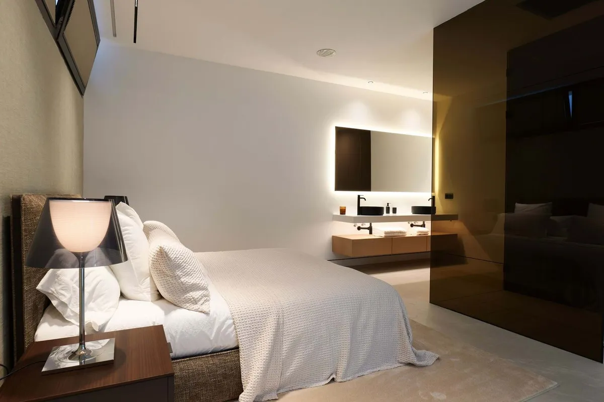 93186078-b5b4-46fc-8e1b-c2b7592d7687