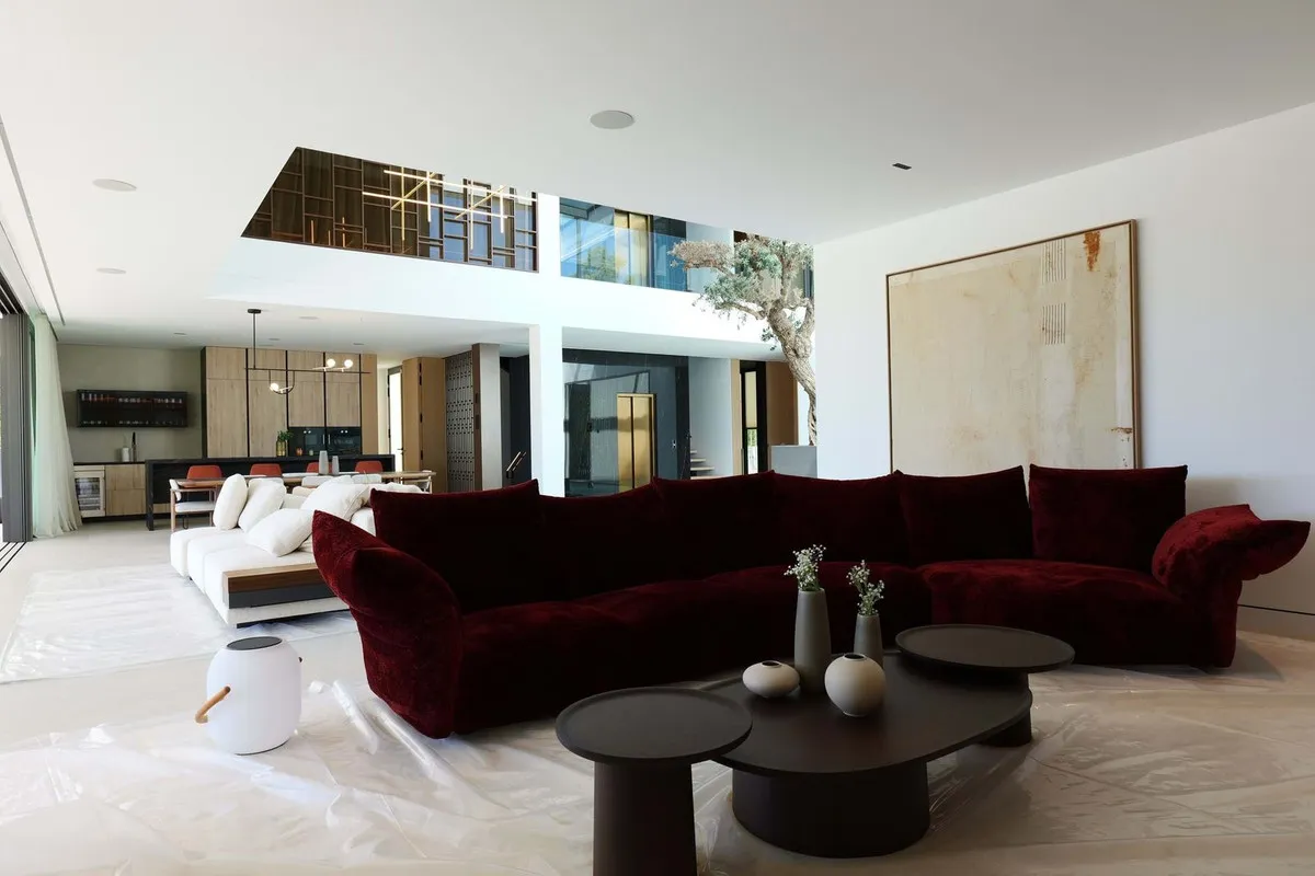 9fc93dc4-28de-4c54-a65d-29499cda6fb9