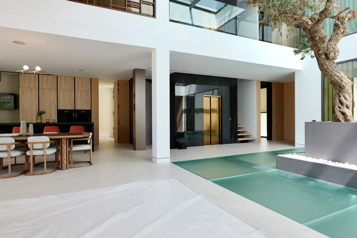 aab5b32b-af58-45b6-919d-007d7ac2d83f