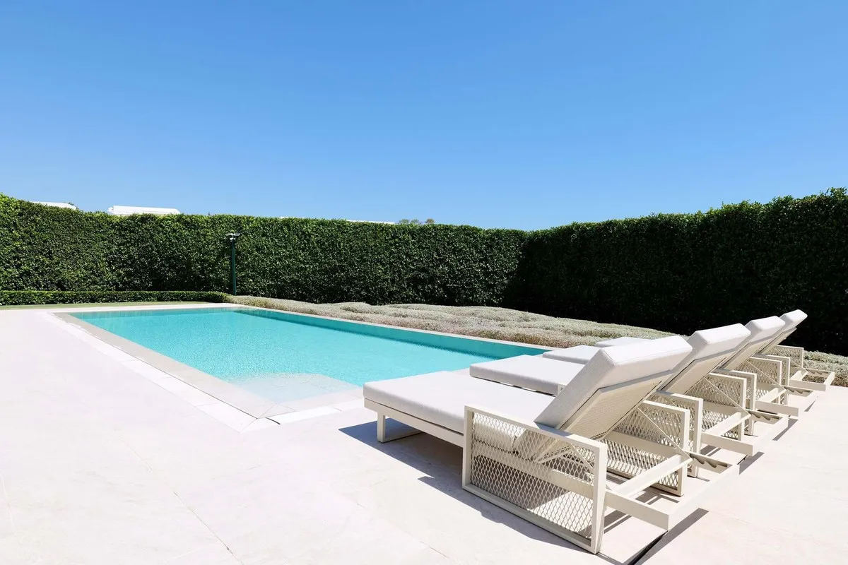 ea1a1b4b-9731-4fab-9741-0c1ece72c683