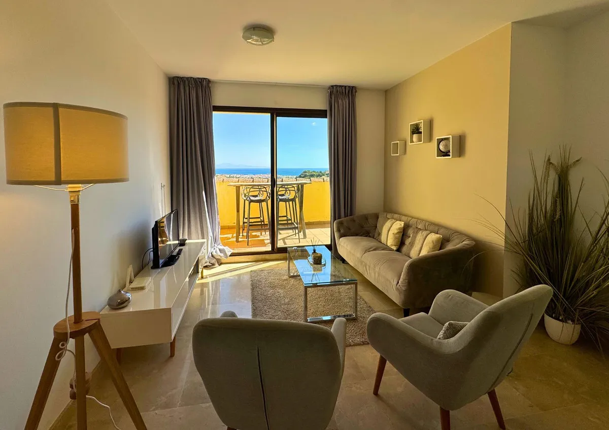 05d031e5-5c51-496d-962f-2ca3980a6ced