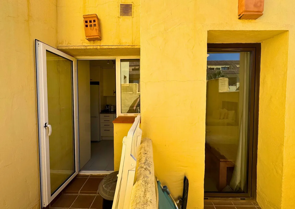 41d49b20-b874-47f5-a598-83b82c811a82