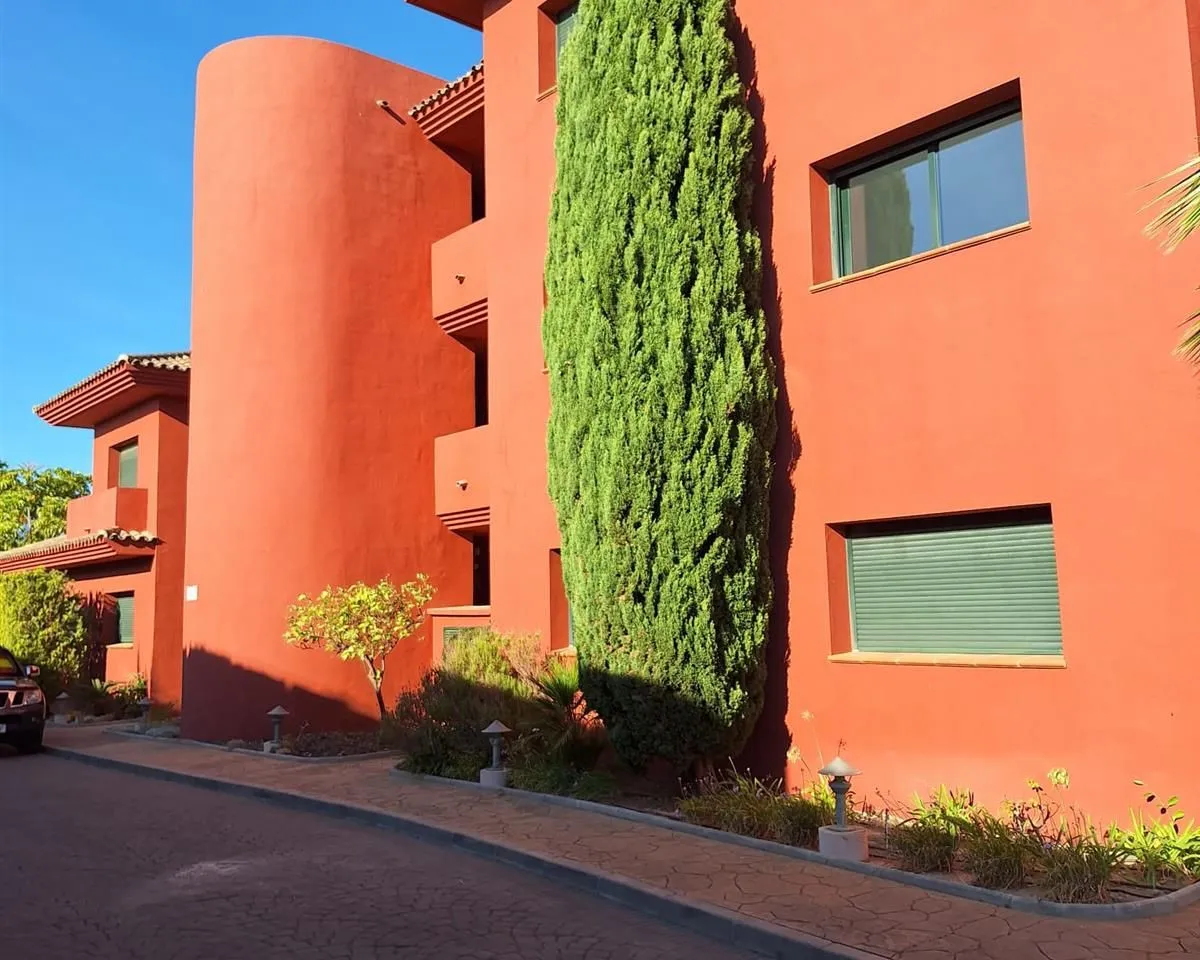 e0f60384-8379-4038-9573-0c4f5a19ca69