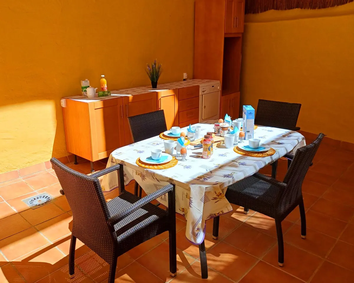 12a195a6-ca56-4108-850f-12fb14b32034