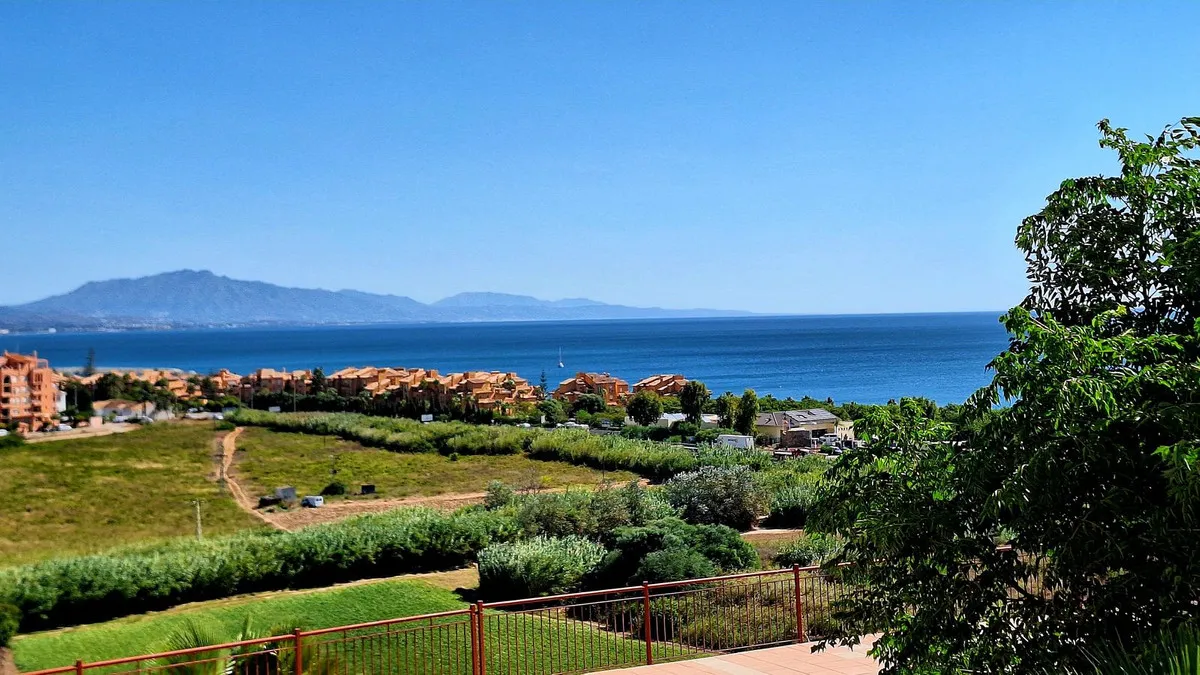 672aee4a-e990-43b8-a5dc-d3c1dcf3e621