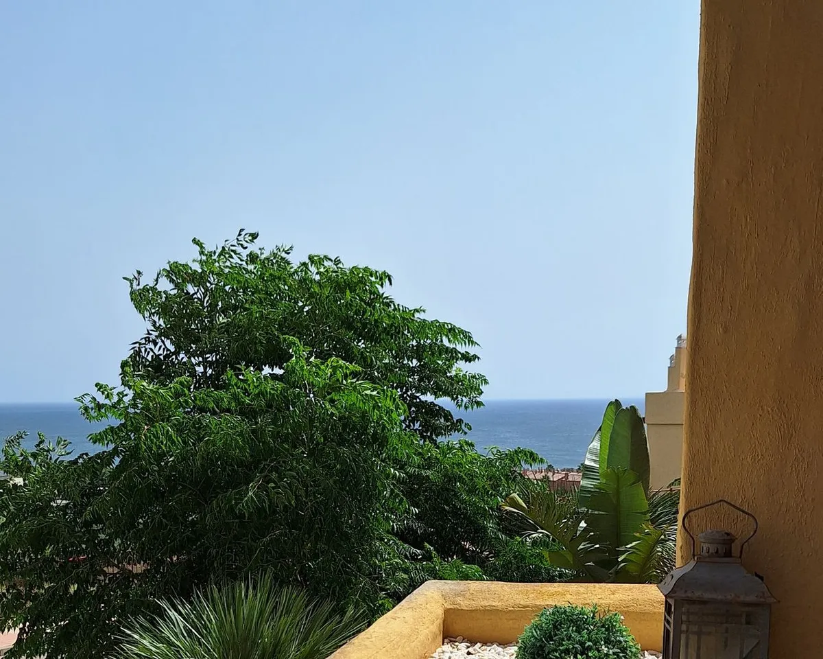 edf6e924-d891-4b16-a95a-05c5c5d6a338